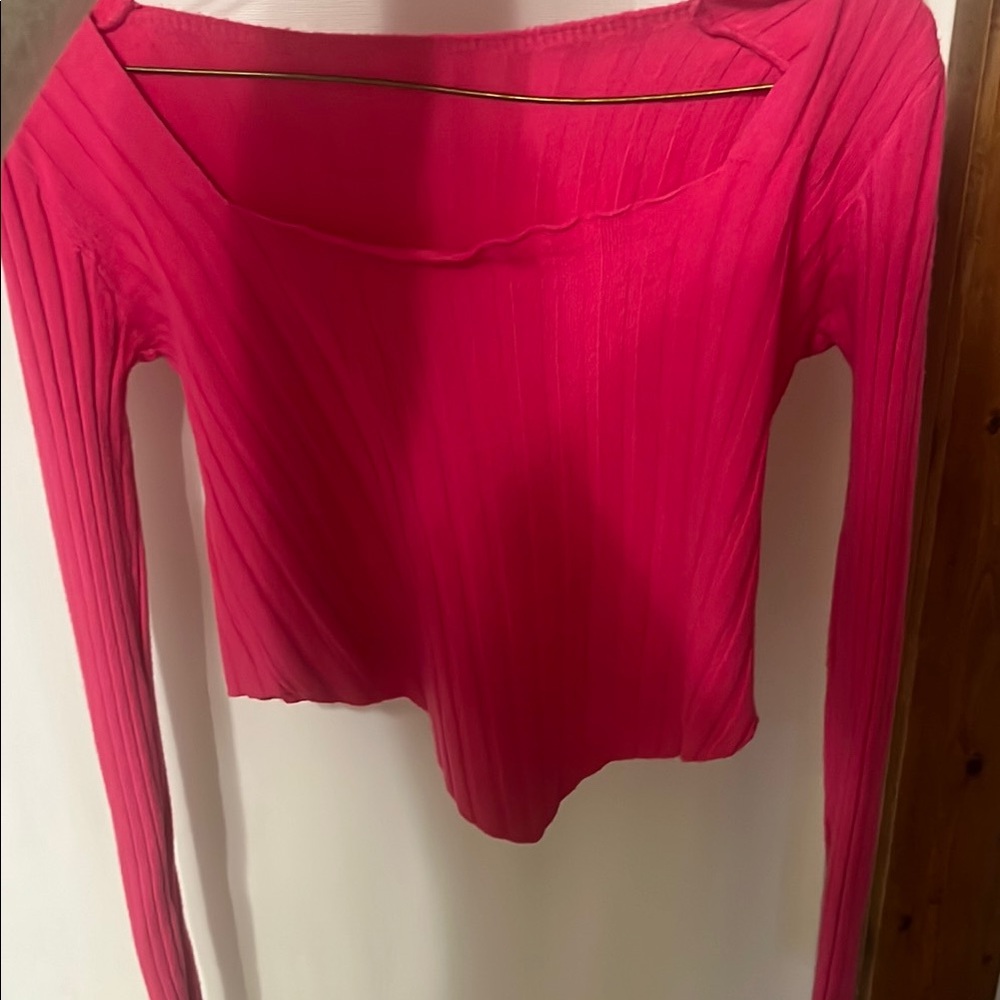 Women's Pink Long Sleeve Top
